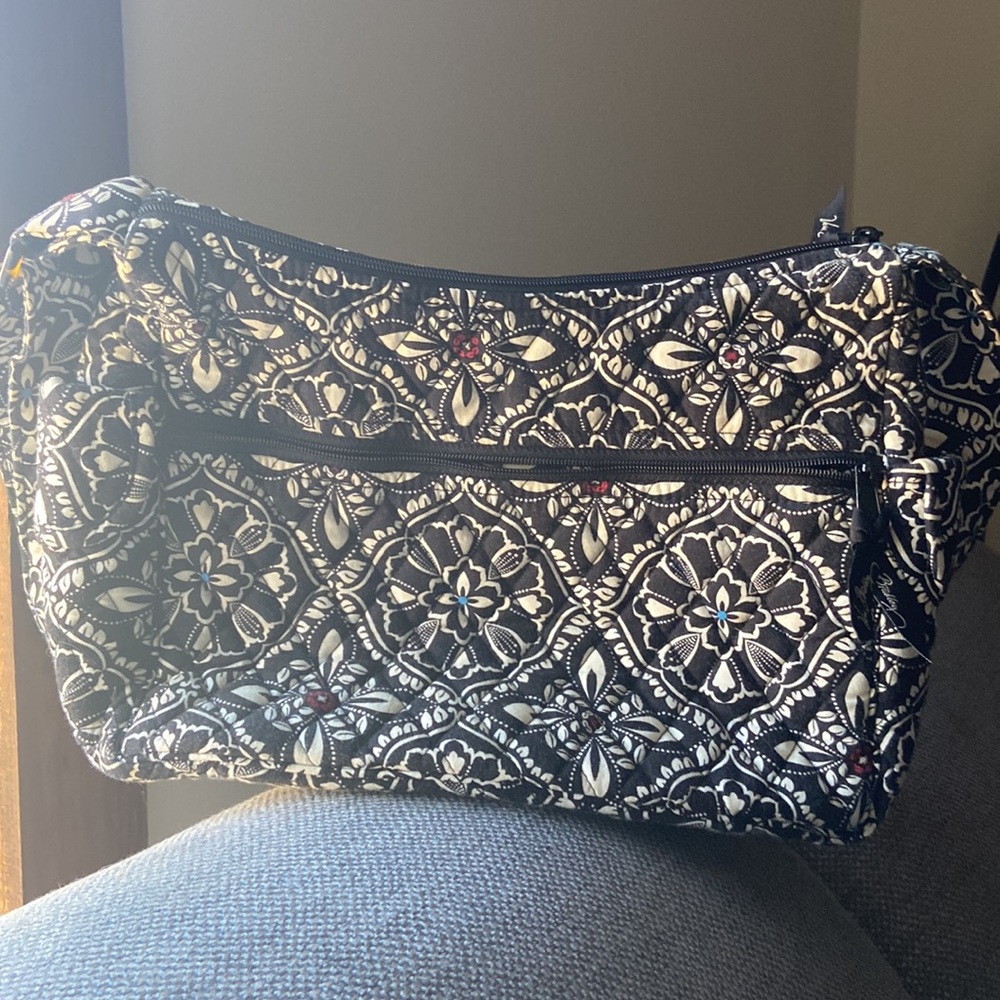 Vera Bradley Barcelona Olivia Crossbody / shoulder bag retired pattern